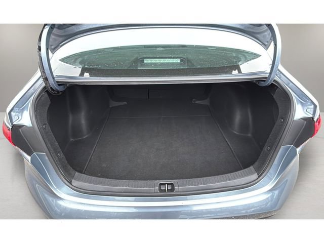 Used 2023 Toyota Corolla LE image 30