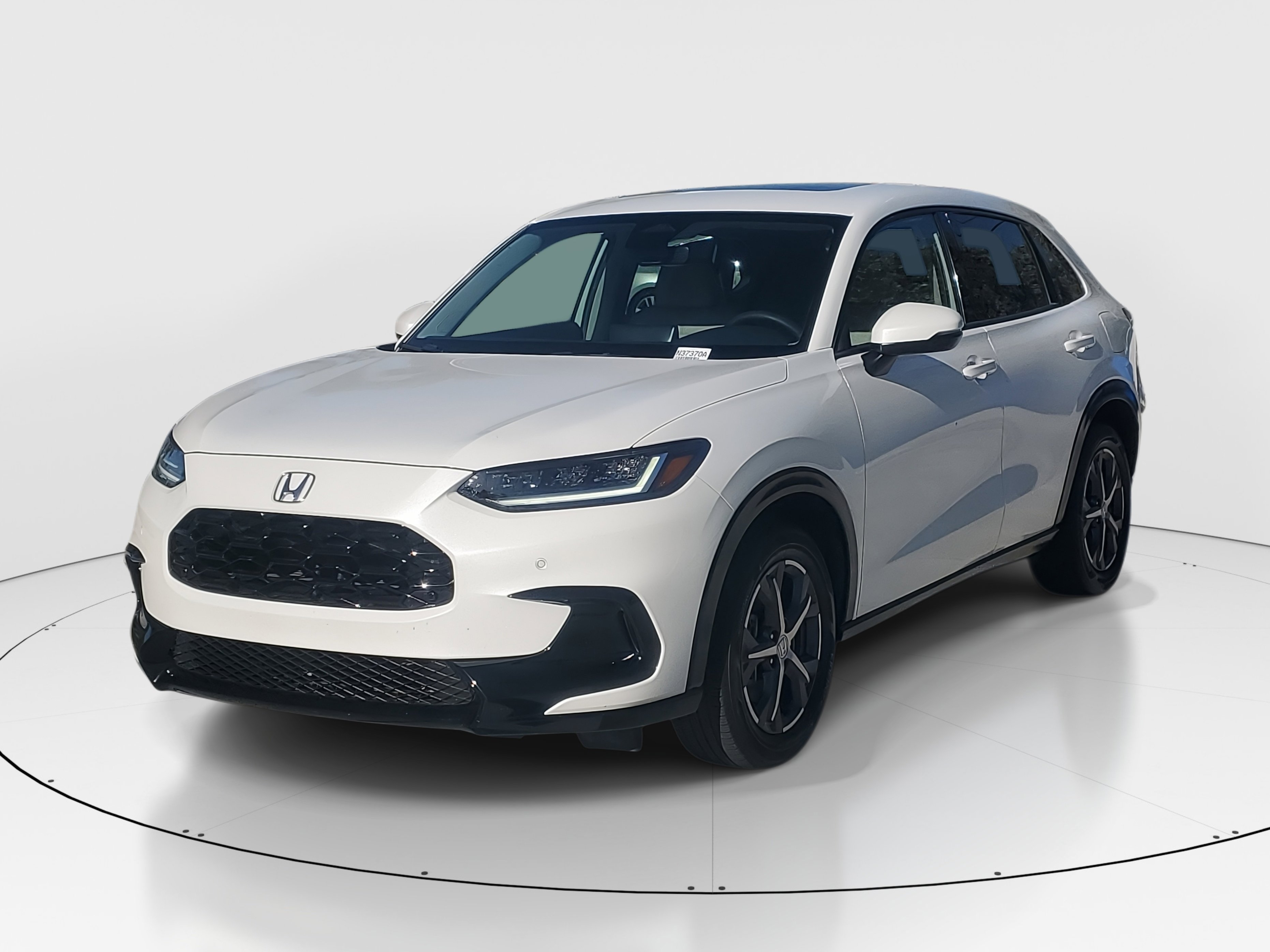 Used 2025 Honda HR-V EX-L image 5