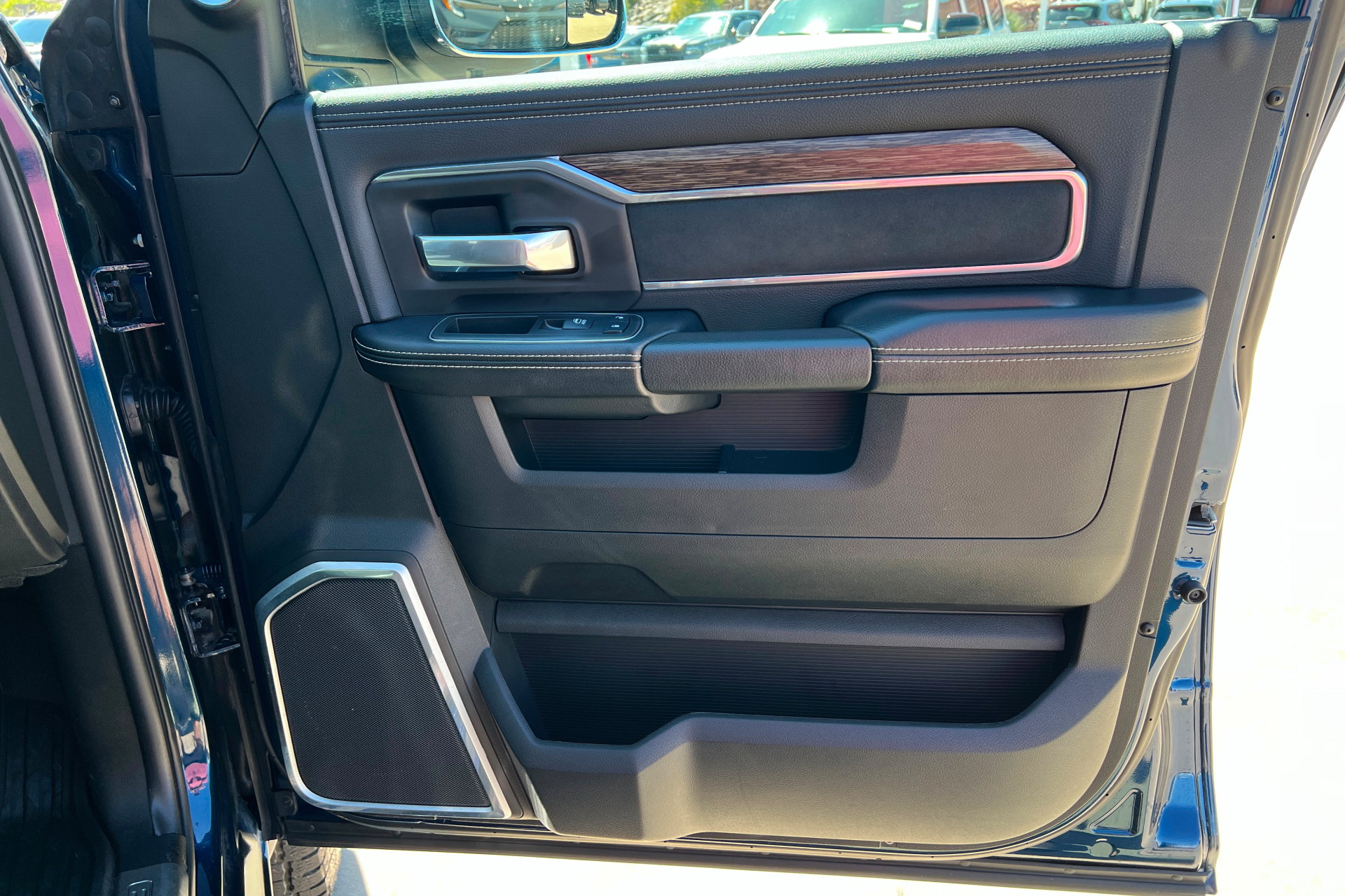 Certified 2021 RAM 2500 Laramie AWD/4WD image 22