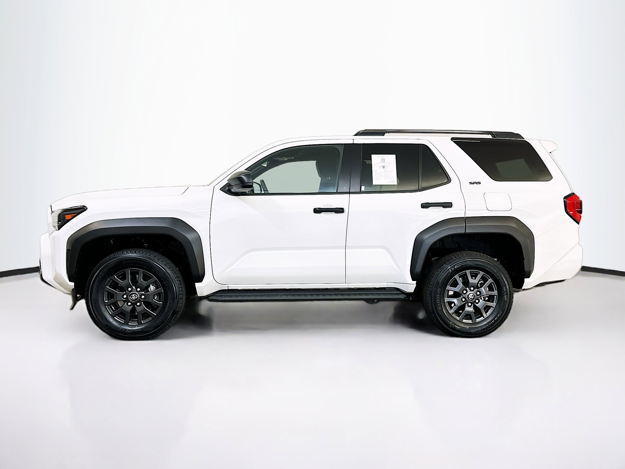 Used 2025 Toyota 4Runner SR5 image 4