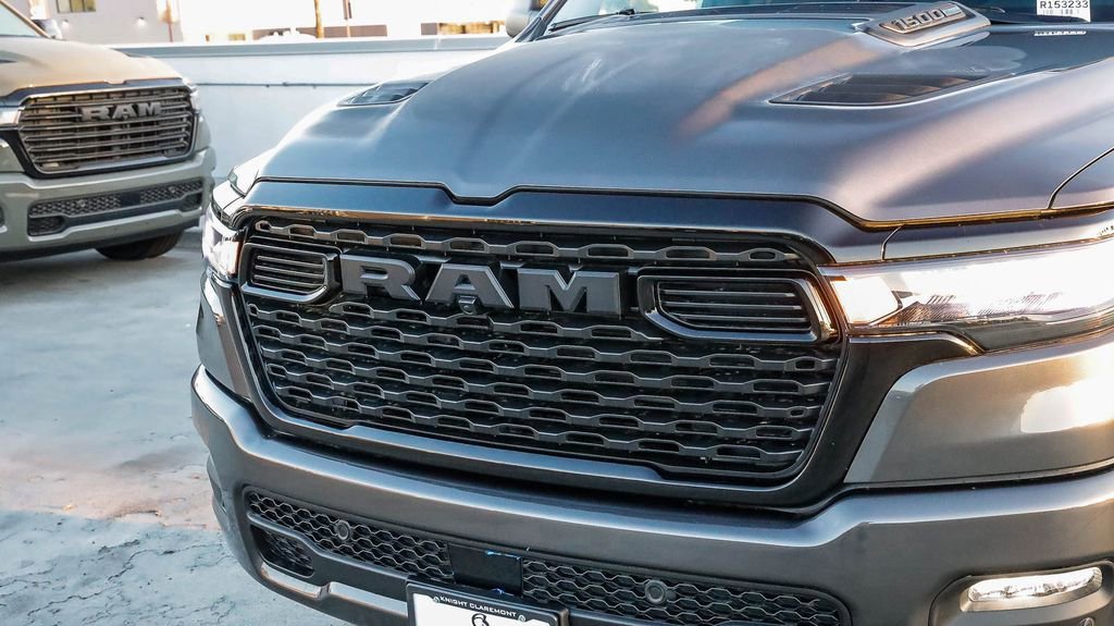 New 2026 RAM 1500 Express AWD/4WD image 6