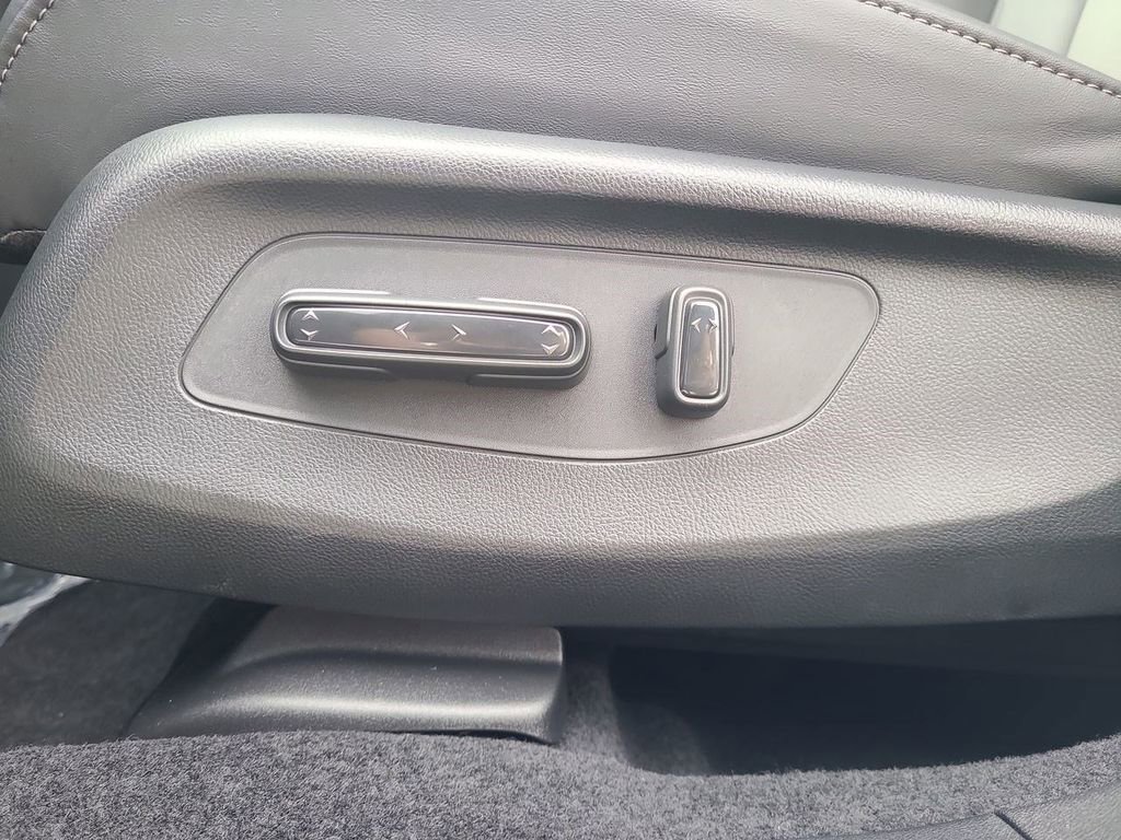 New 2025 Acura ADX FWD image 26