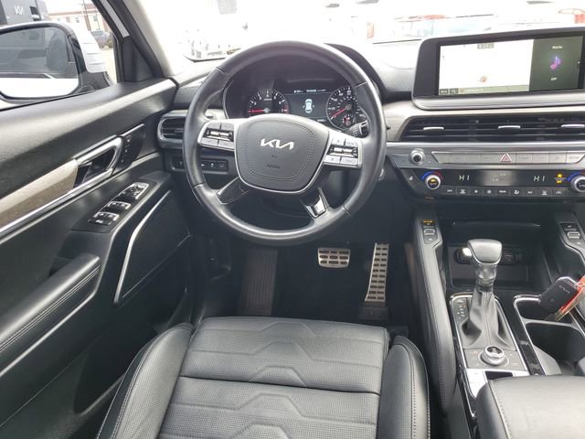Used 2022 Kia Telluride SX w/ SX Prestige Package image 13
