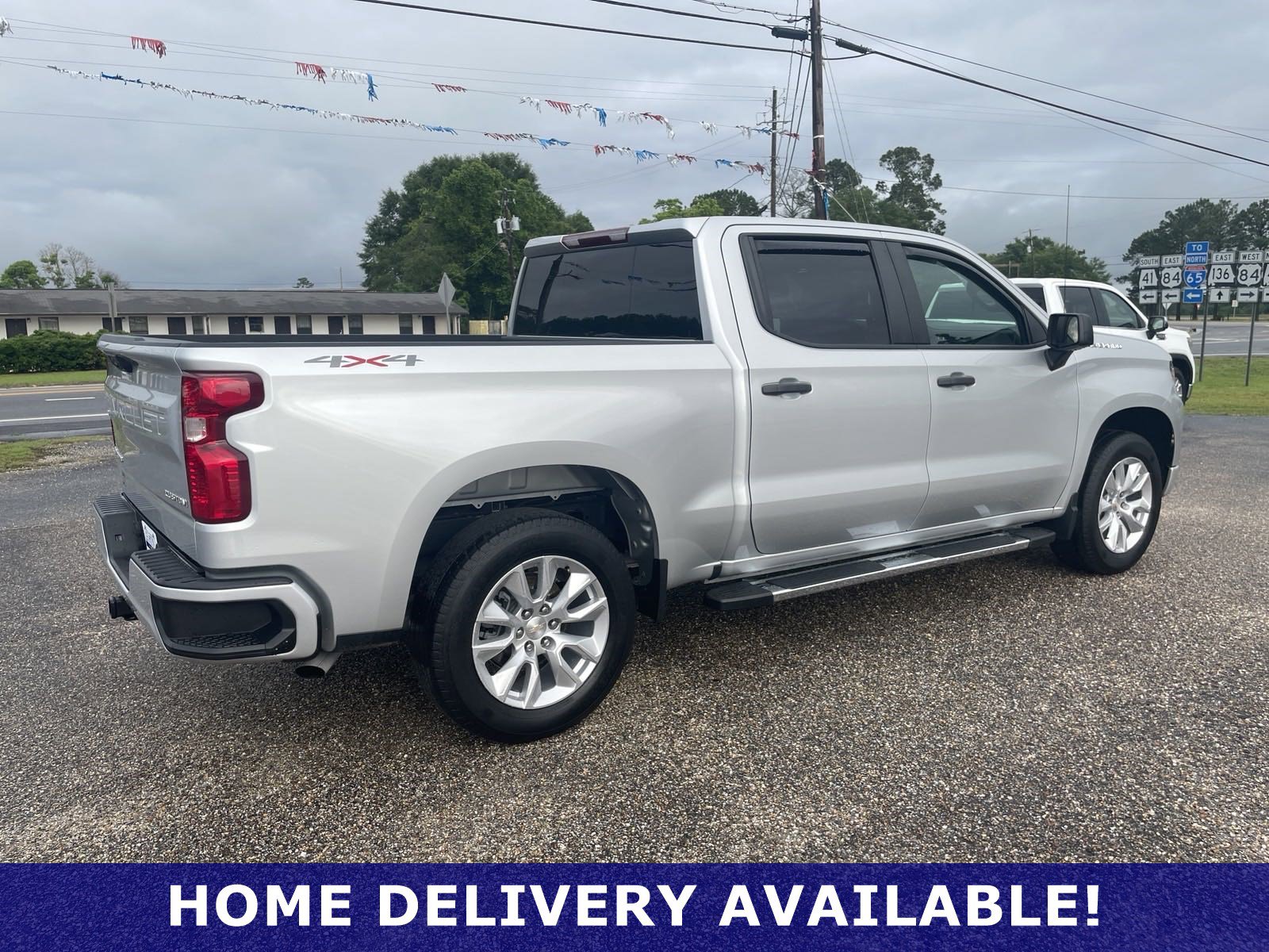 Used 2022 Chevrolet Silverado 1500 Custom image 11