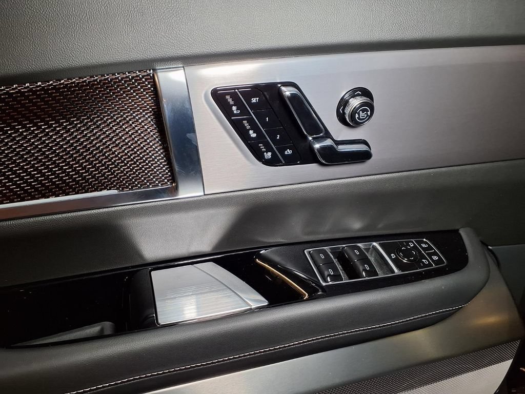 New 2027 Cadillac Vistiq Sport AWD/4WD image 16