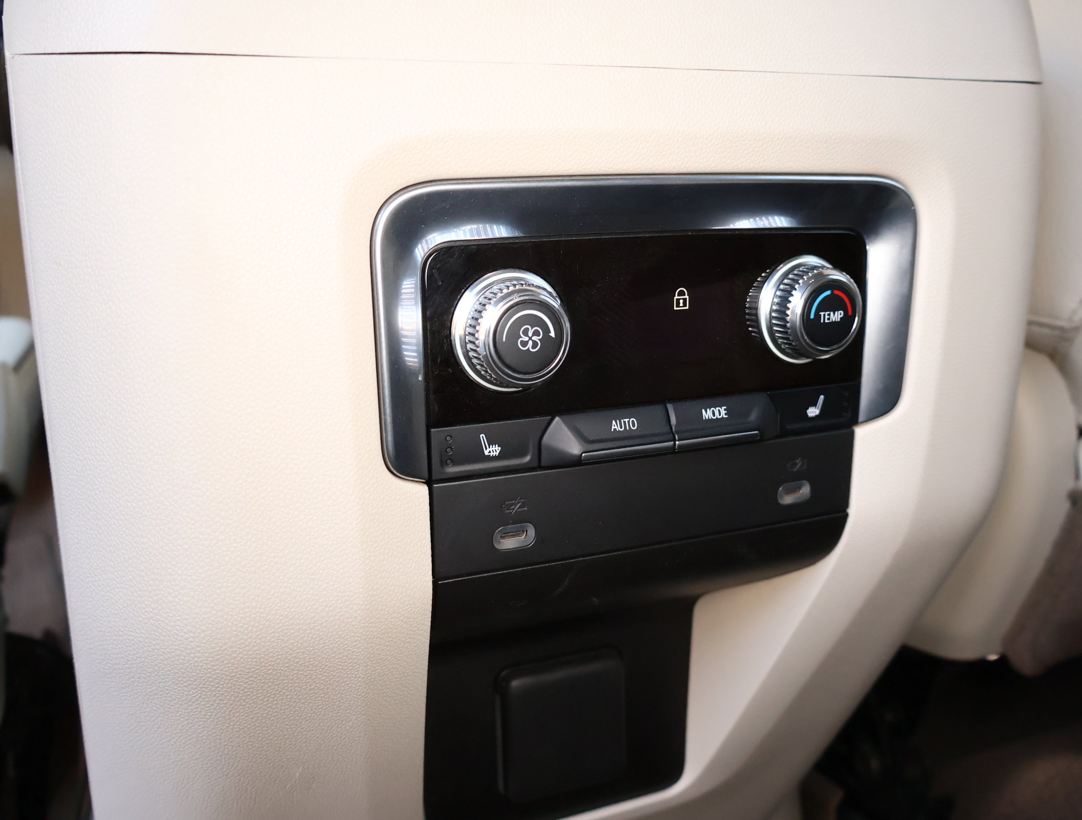 Used 2021 GMC Yukon Denali image 26