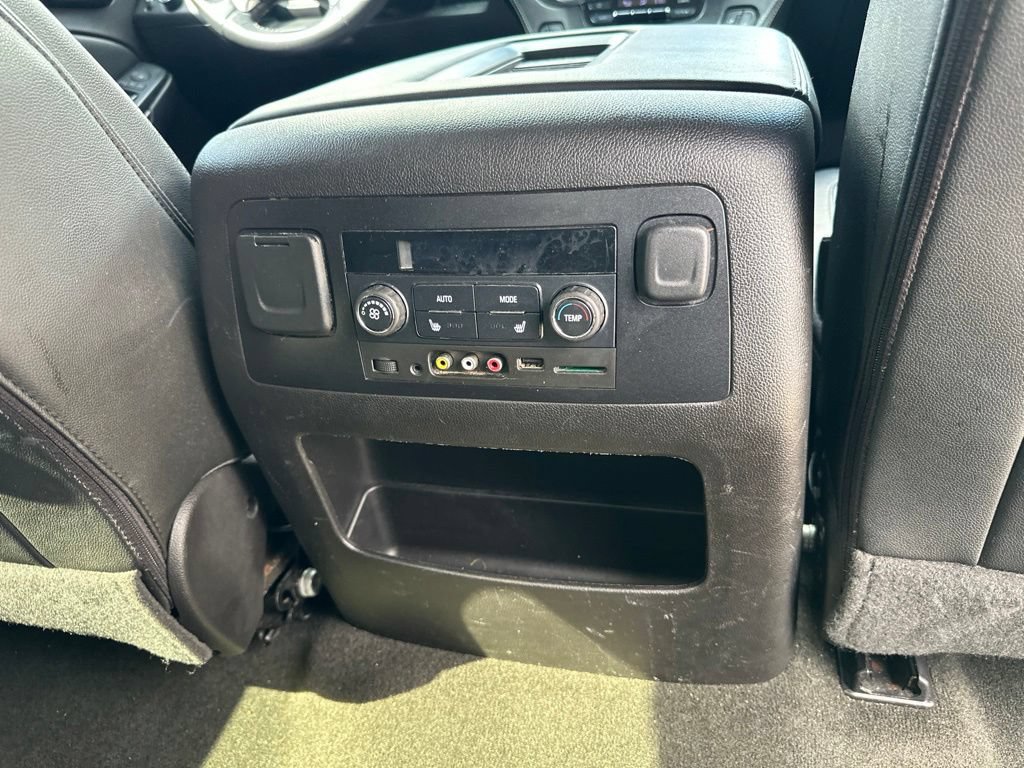 Used 2016 Chevrolet Tahoe LT RWD image 17