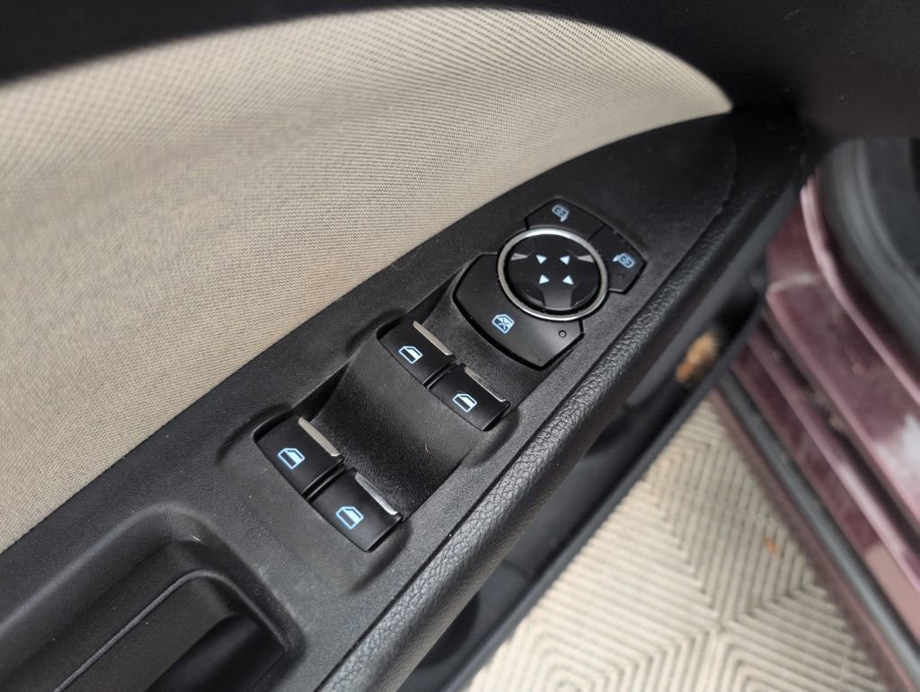 Used 2017 Ford Fusion S image 36