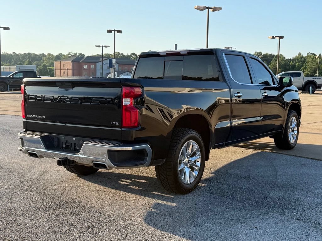 Used 2022 Chevrolet Silverado 1500 LTZ w/ LTZ Convenience Package II AWD/4WD image 6
