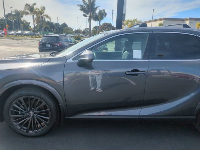 Used 2025 Lexus RX 350h w/ Convenience Package image 14