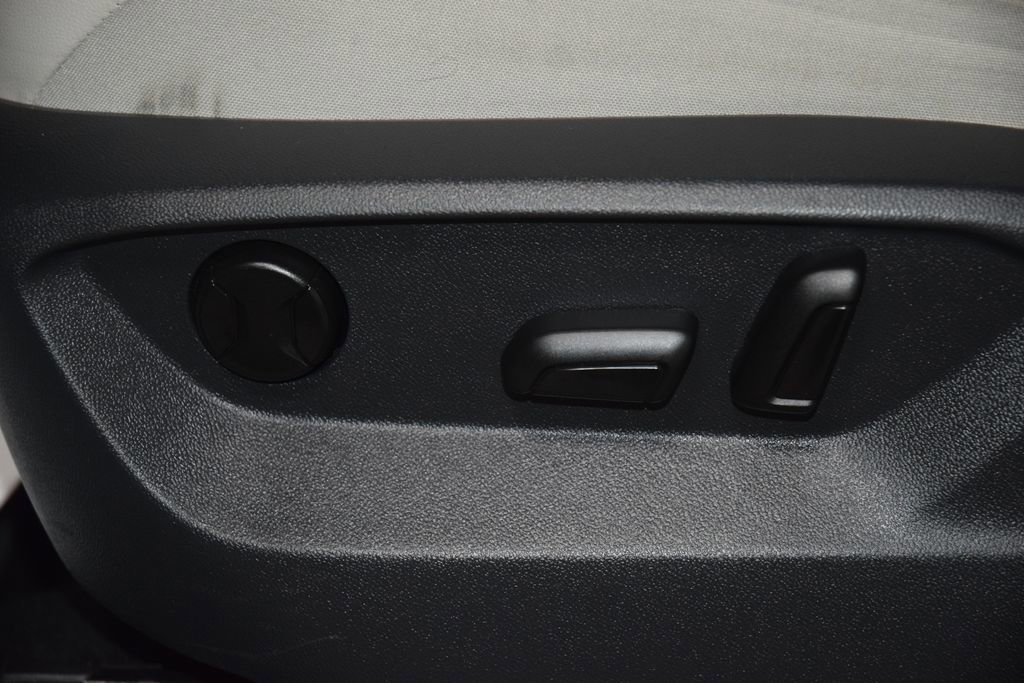 Used 2019 Volkswagen Tiguan SE w/ Panoramic Sunroof Package AWD/4WD image 38