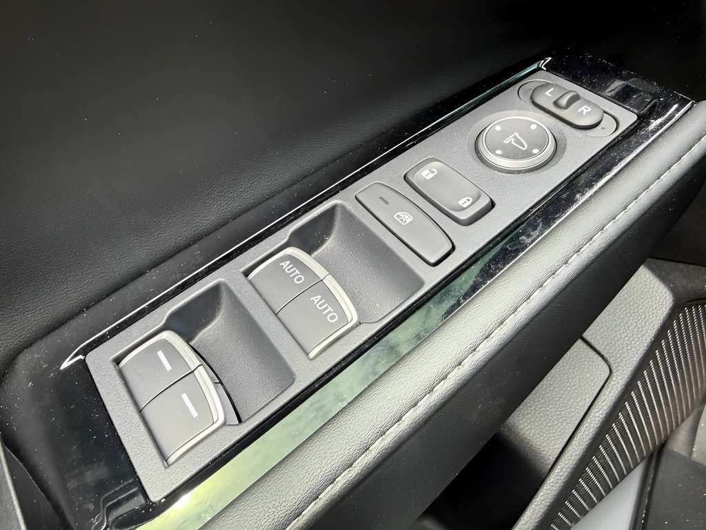 Used 2024 Honda Accord Touring image 25