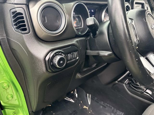 Used 2019 Jeep Wrangler Unlimited Sahara AWD/4WD image 21