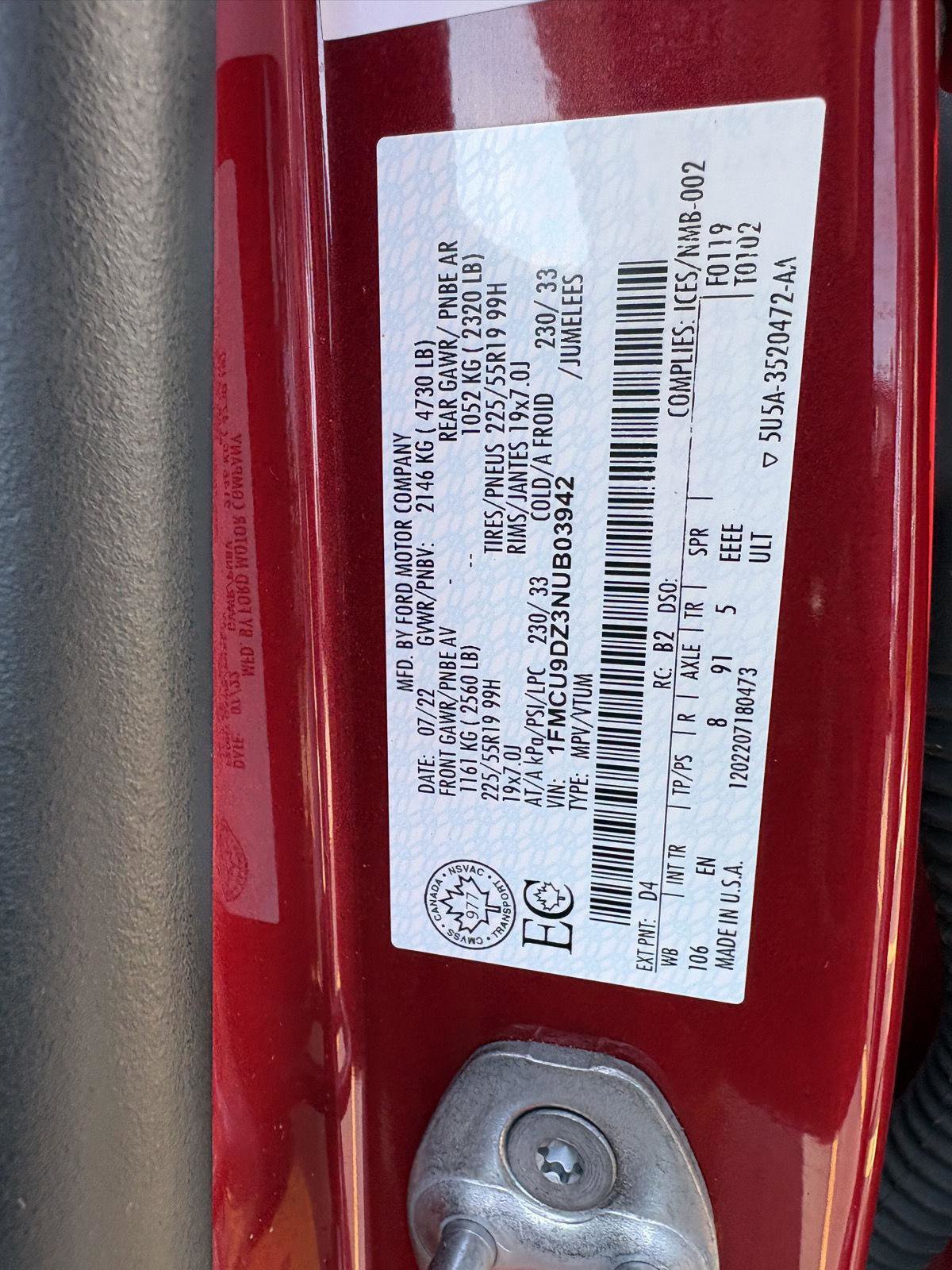 Used 2022 Ford Escape Titanium w/ Class II Trailer Tow Package image 17