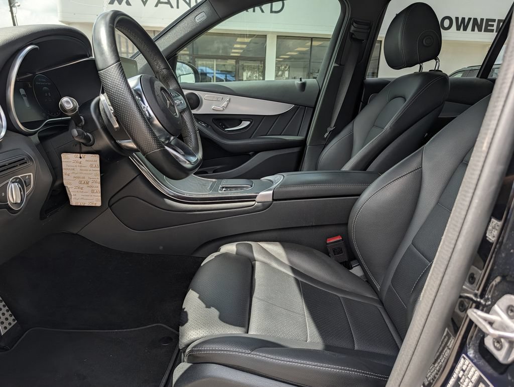 Used 2022 Mercedes-Benz GLC 300 image 25