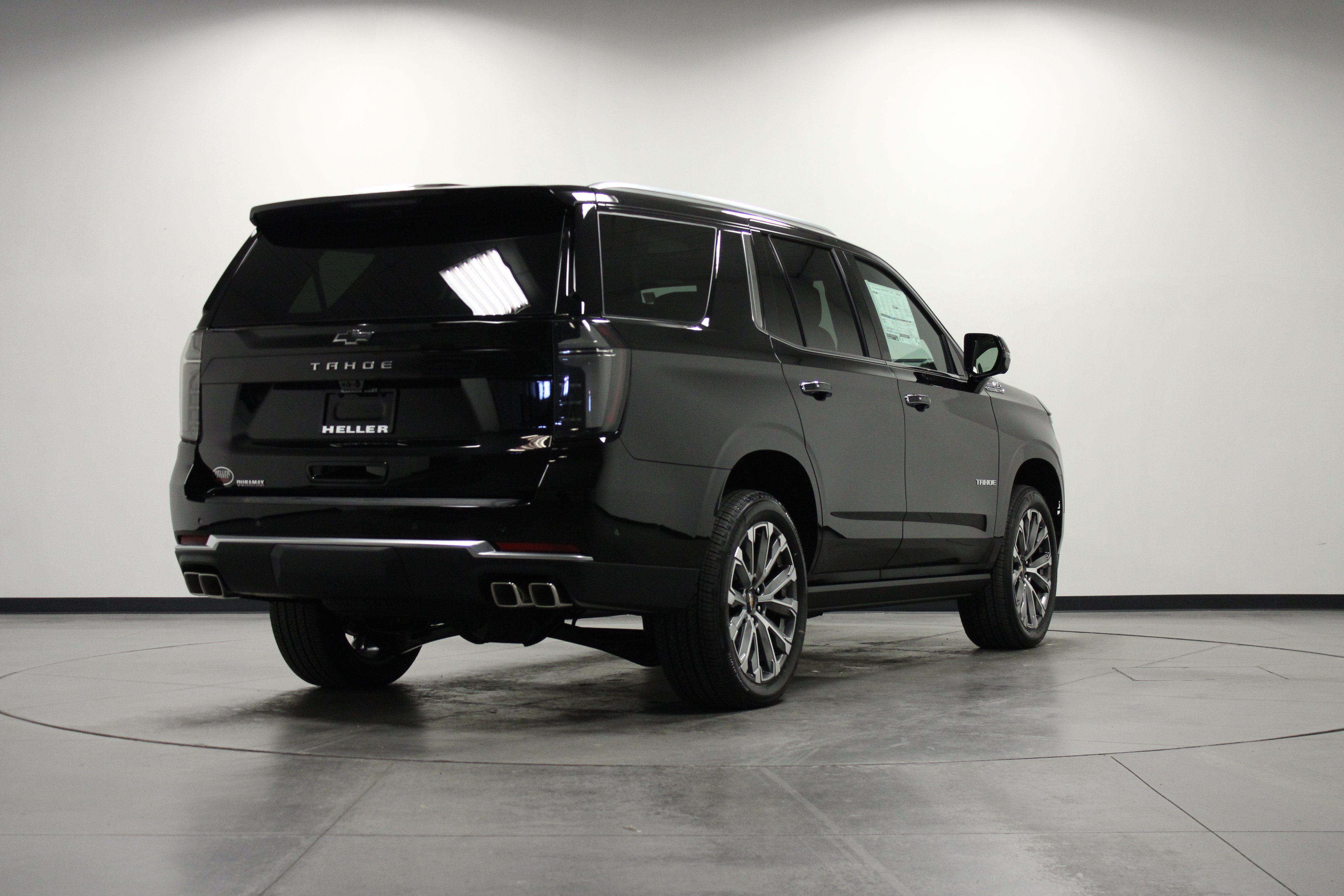 New 2026 Chevrolet Tahoe High Country AWD/4WD image 4