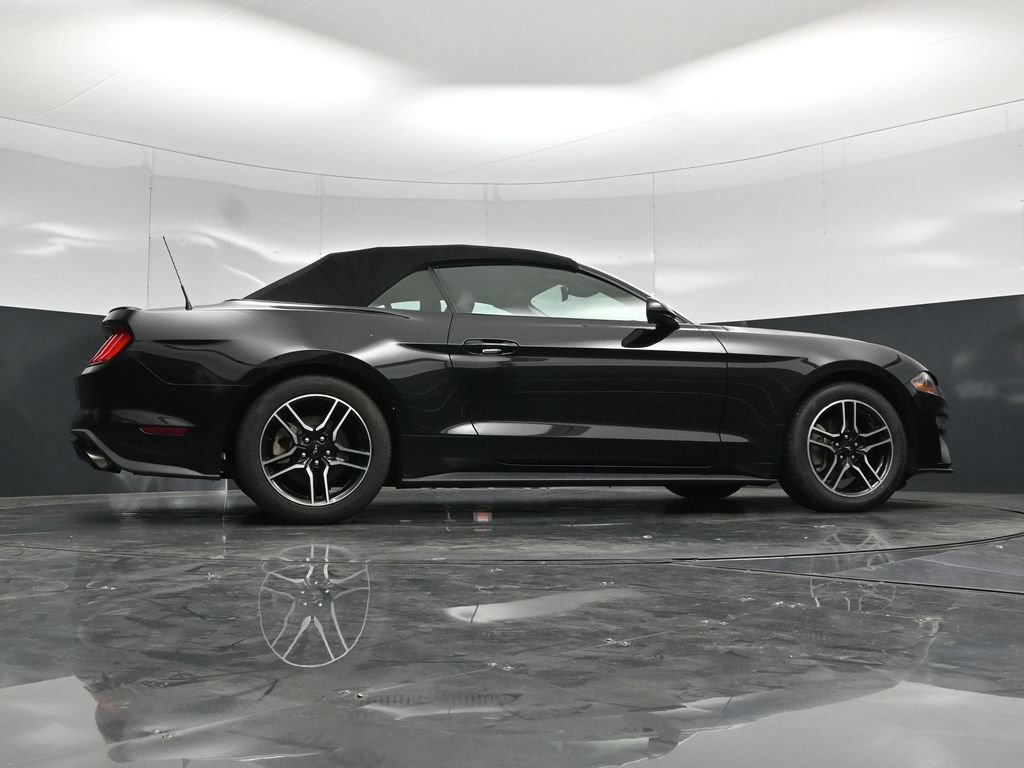 Used 2022 Ford Mustang Premium RWD image 53