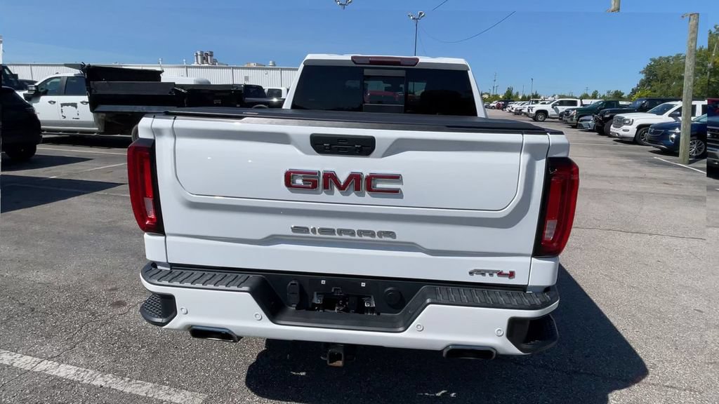 Used 2022 GMC Sierra 1500 AT4 w/ AT4 Premium Package AWD/4WD image 9