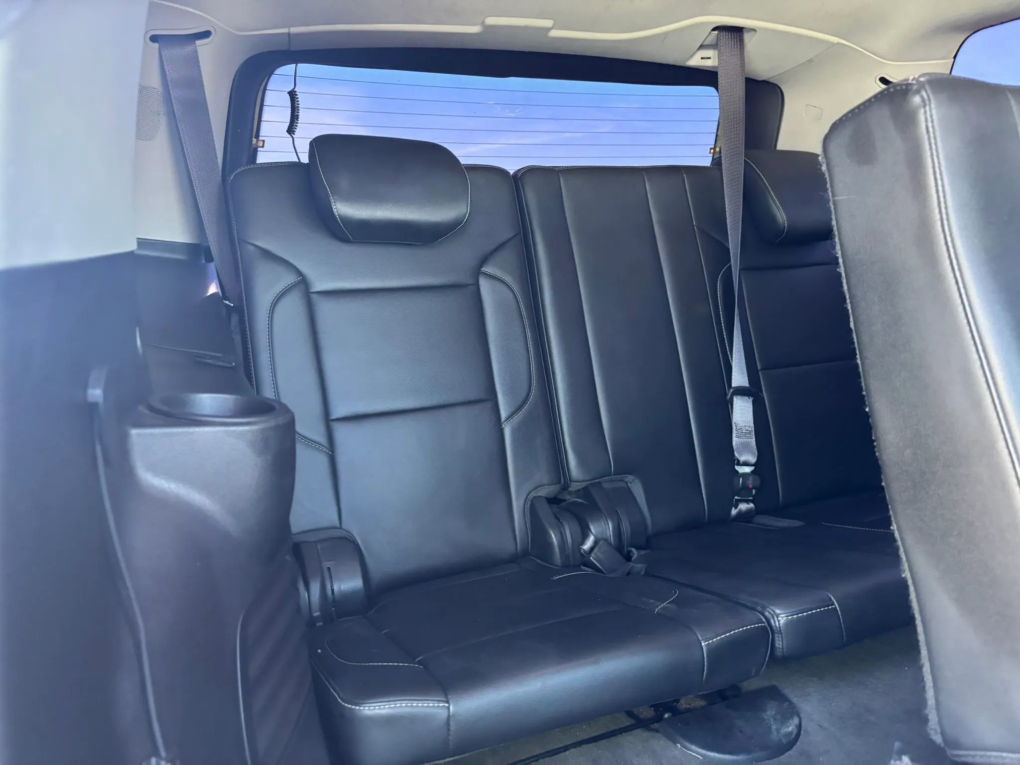 Used 2015 Chevrolet Tahoe LT RWD image 17