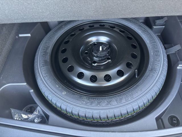 Used 2025 Buick Envision Preferred image 24