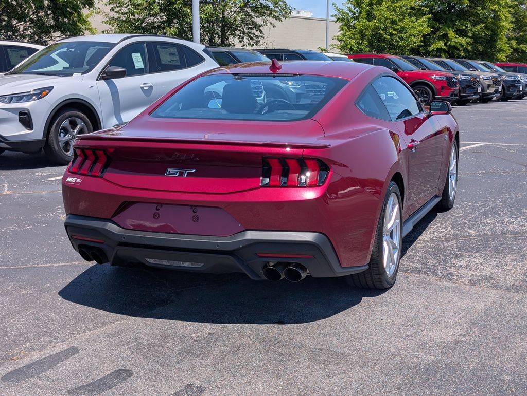 Used 2025 Ford Mustang GT Premium RWD image 6