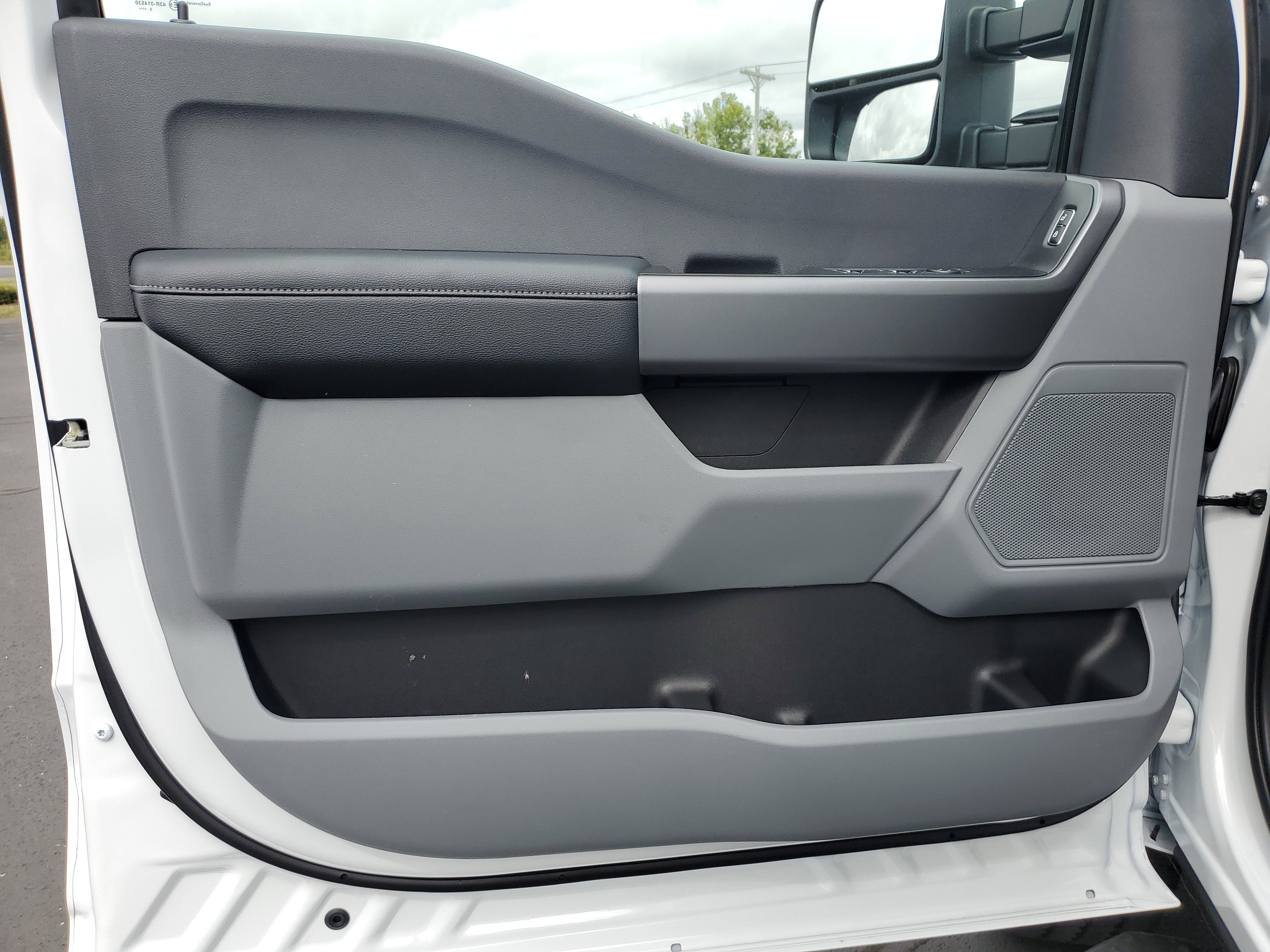 New 2026 Ford F250 XL image 13