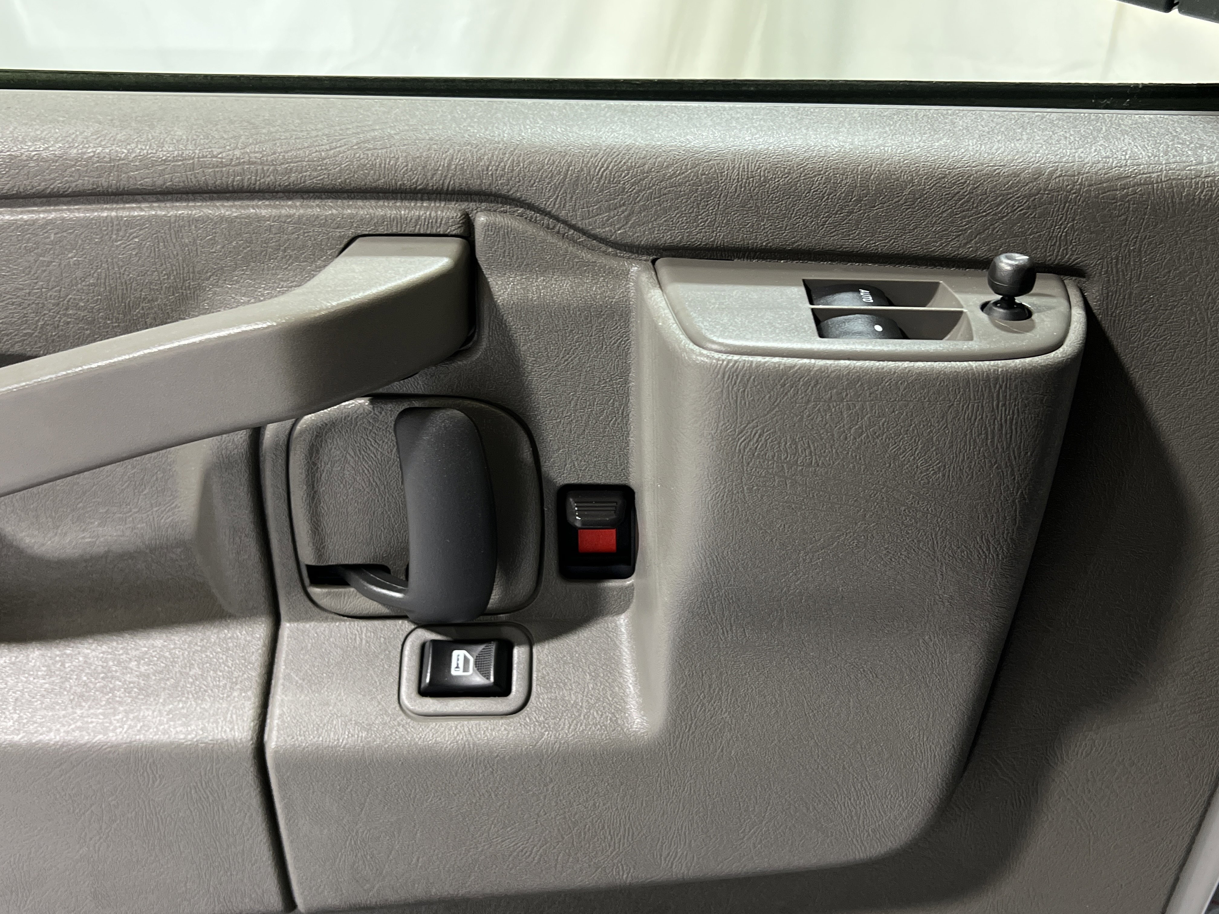 Used 2023 Chevrolet Express 2500 w/ Driver Convenience Package image 22