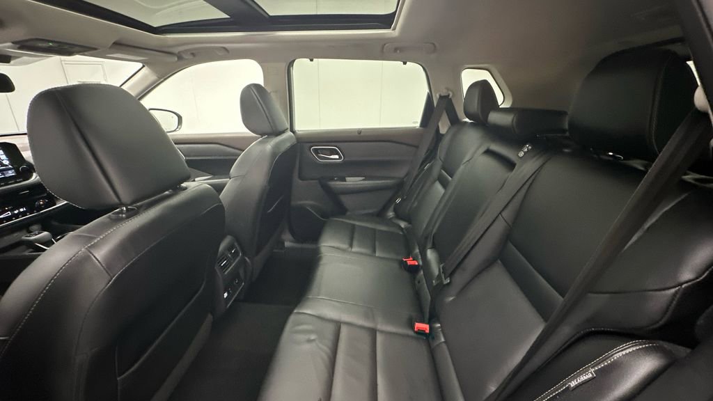 Certified 2021 Nissan Rogue SL w/ Premium Package image 10