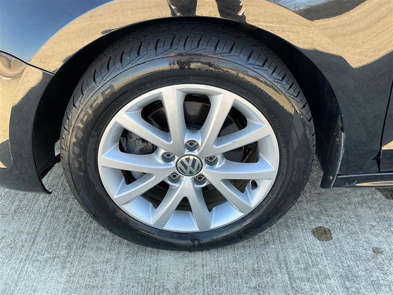 Used 2014 Volkswagen Jetta SE FWD image 23
