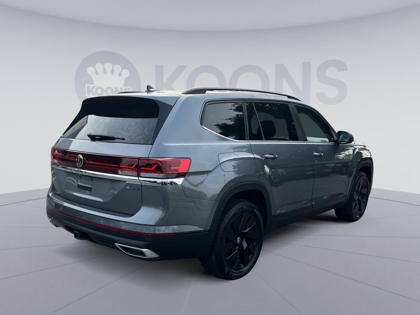 Used 2024 Volkswagen Atlas SE w/ Panoramic Sunroof Package AWD/4WD image 7