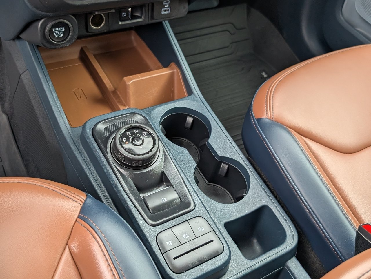 Used 2022 Ford Maverick Lariat w/ Lariat Luxury Package FWD image 16