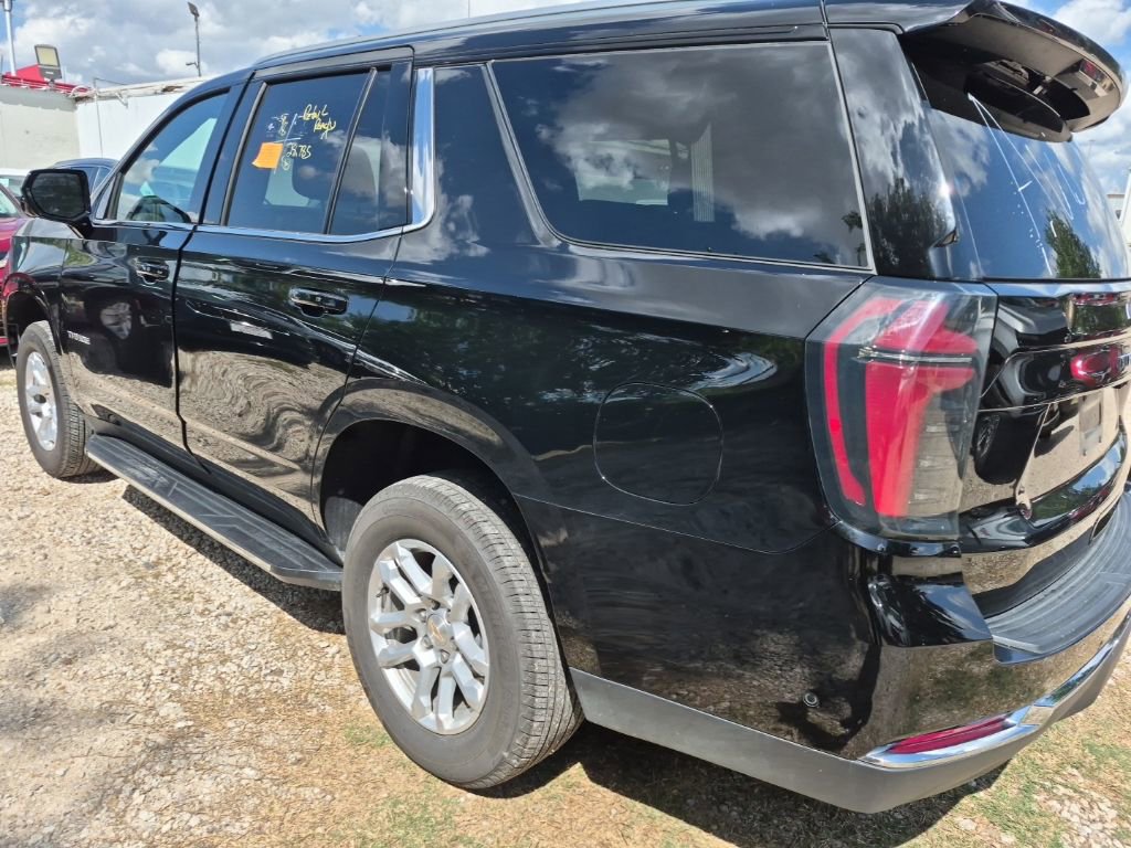 Used 2025 Chevrolet Tahoe LT image 2
