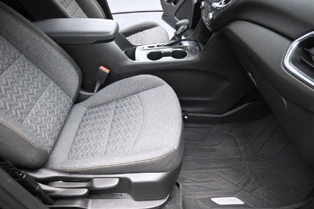 Used 2024 Chevrolet Equinox LT w/ LPO, Cargo Package FWD image 32