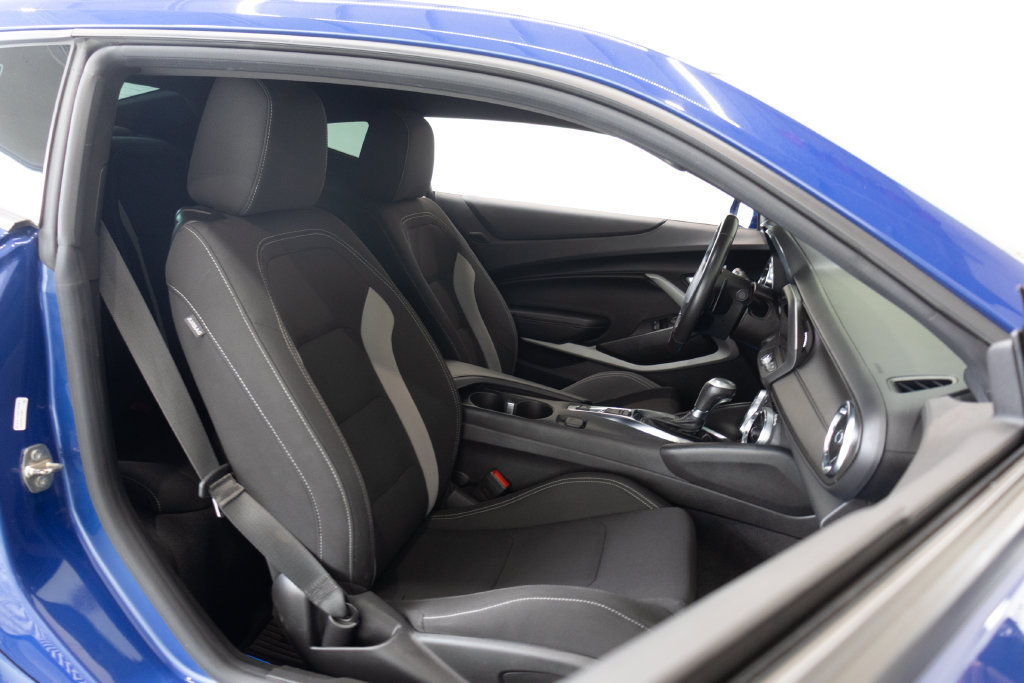 Used 2022 Chevrolet Camaro SS RWD image 19
