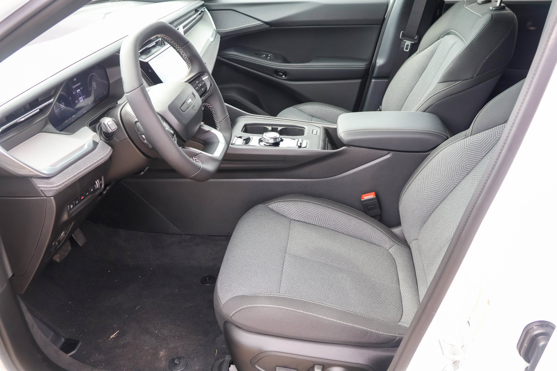New 2026 Jeep Cherokee Laredo AWD/4WD image 6
