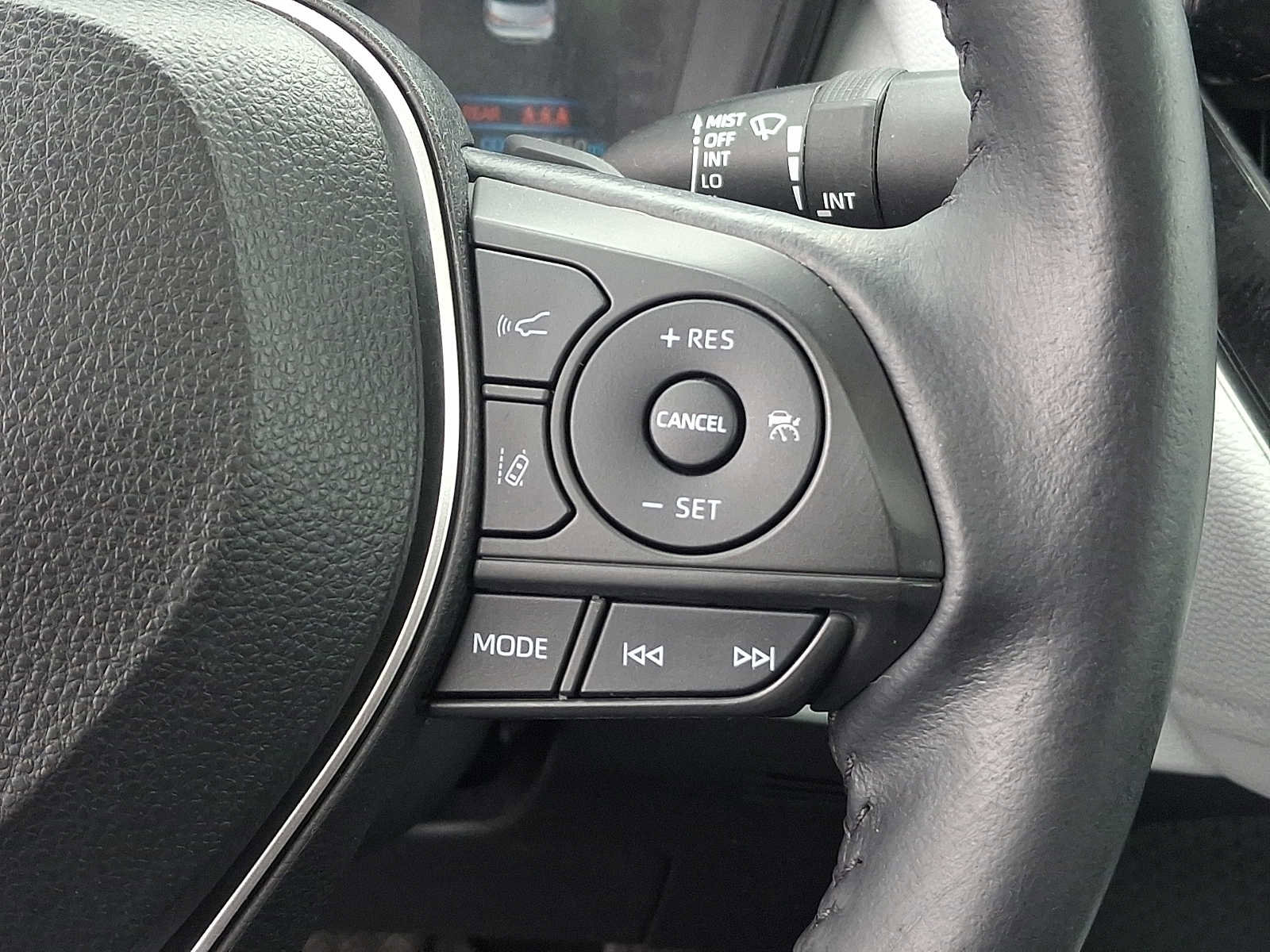 Certified 2022 Toyota Corolla SE w/ SE Premium Package image 25