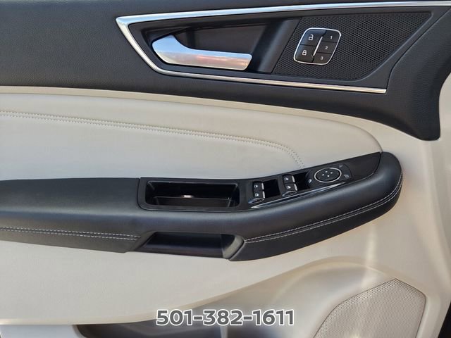 Used 2017 Ford Edge Titanium w/ Technology Package FWD image 29