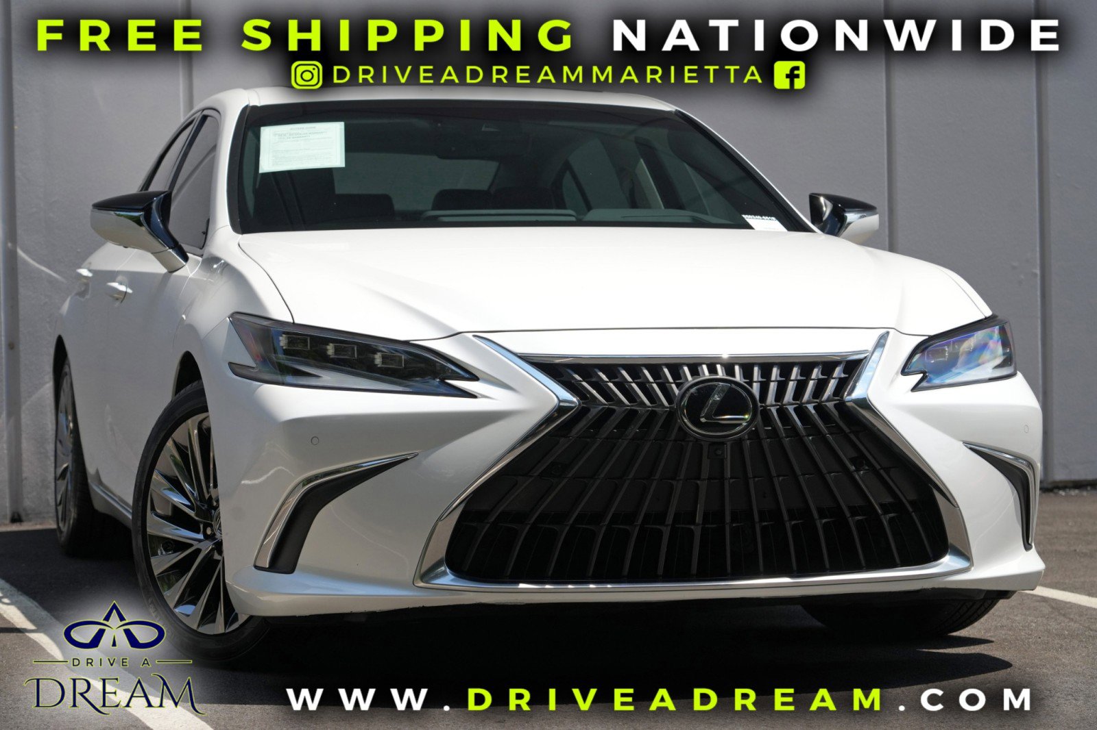 Used 2024 Lexus ES 300h w/ Accessory Package (Z2) FWD image 2