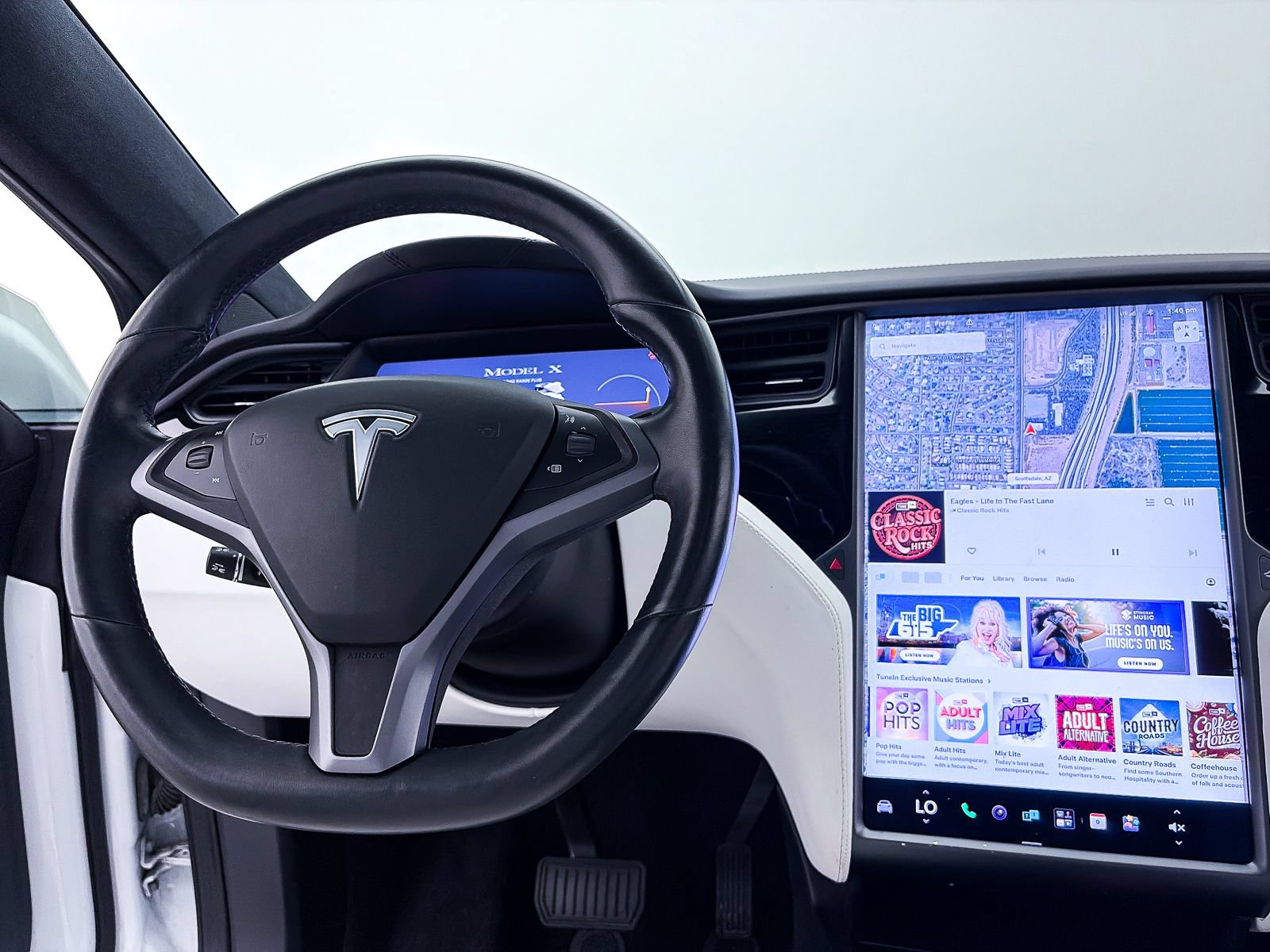 Used 2020 Tesla Model X Long Range AWD/4WD image 3