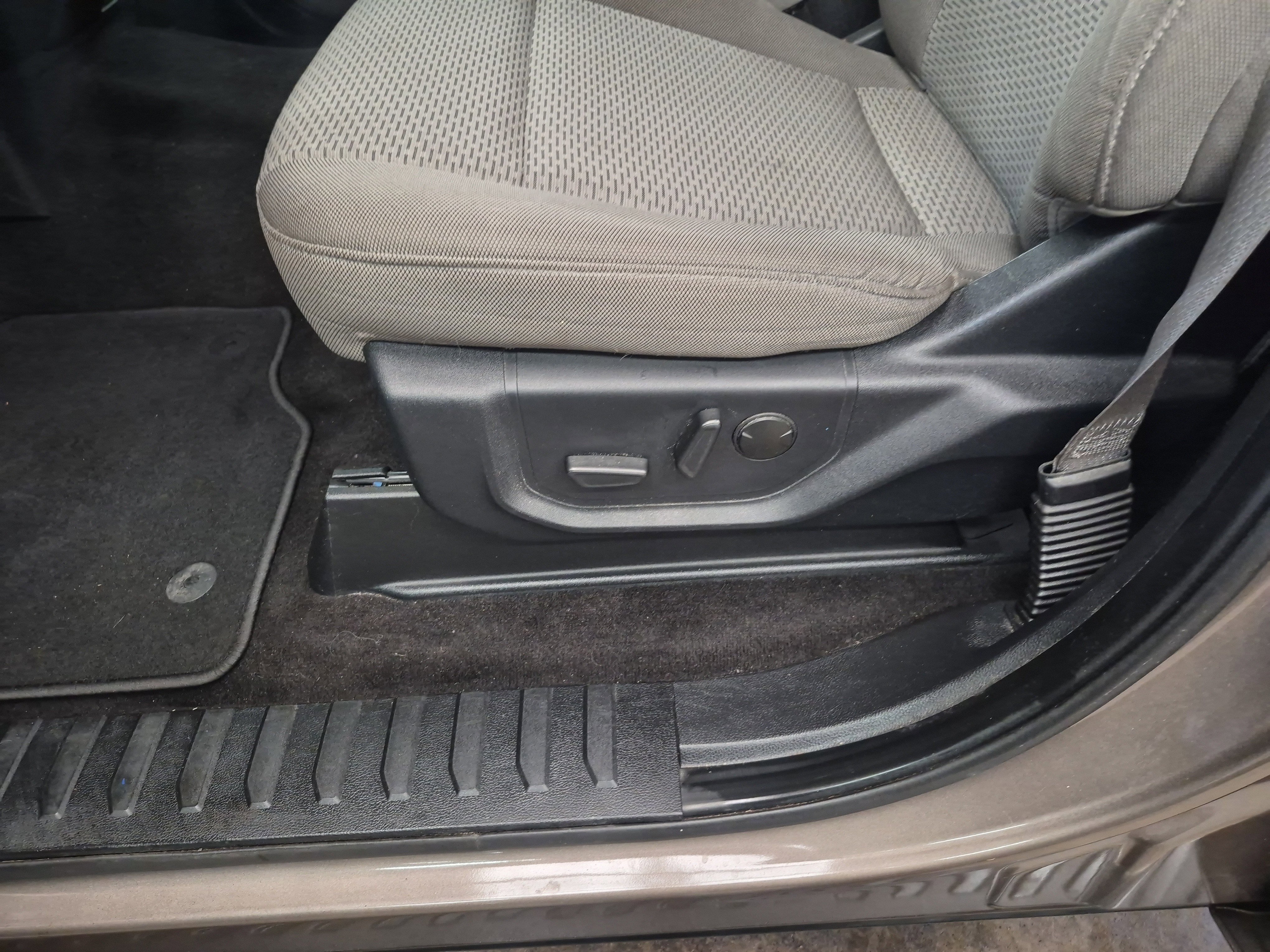 Used 2019 Ford F150 XLT w/ Equipment Group 302A Luxury image 16