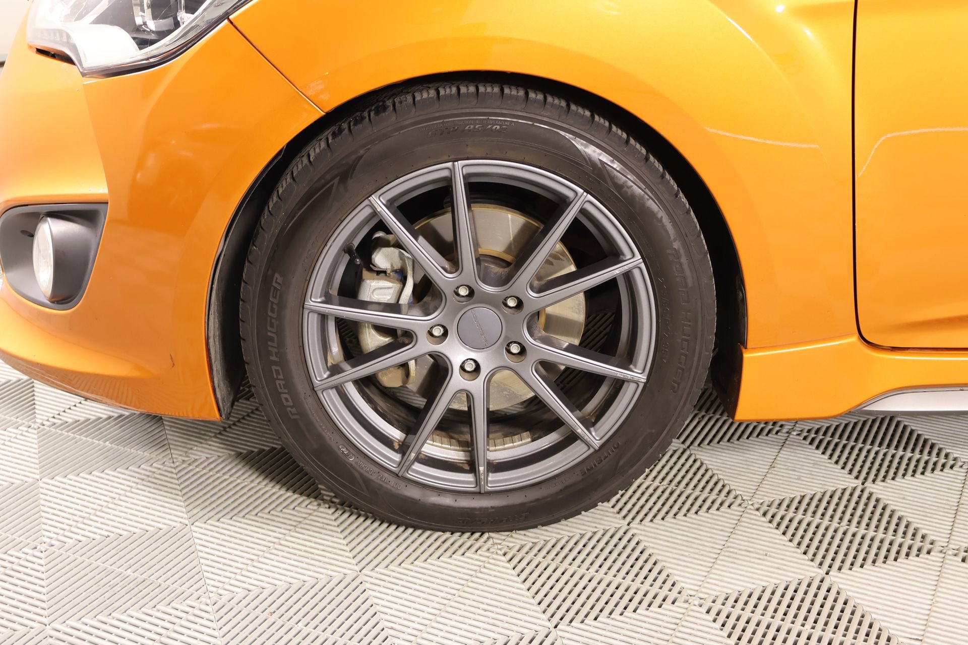 Used 2015 Hyundai Veloster Turbo w/ Option Group 04 image 17