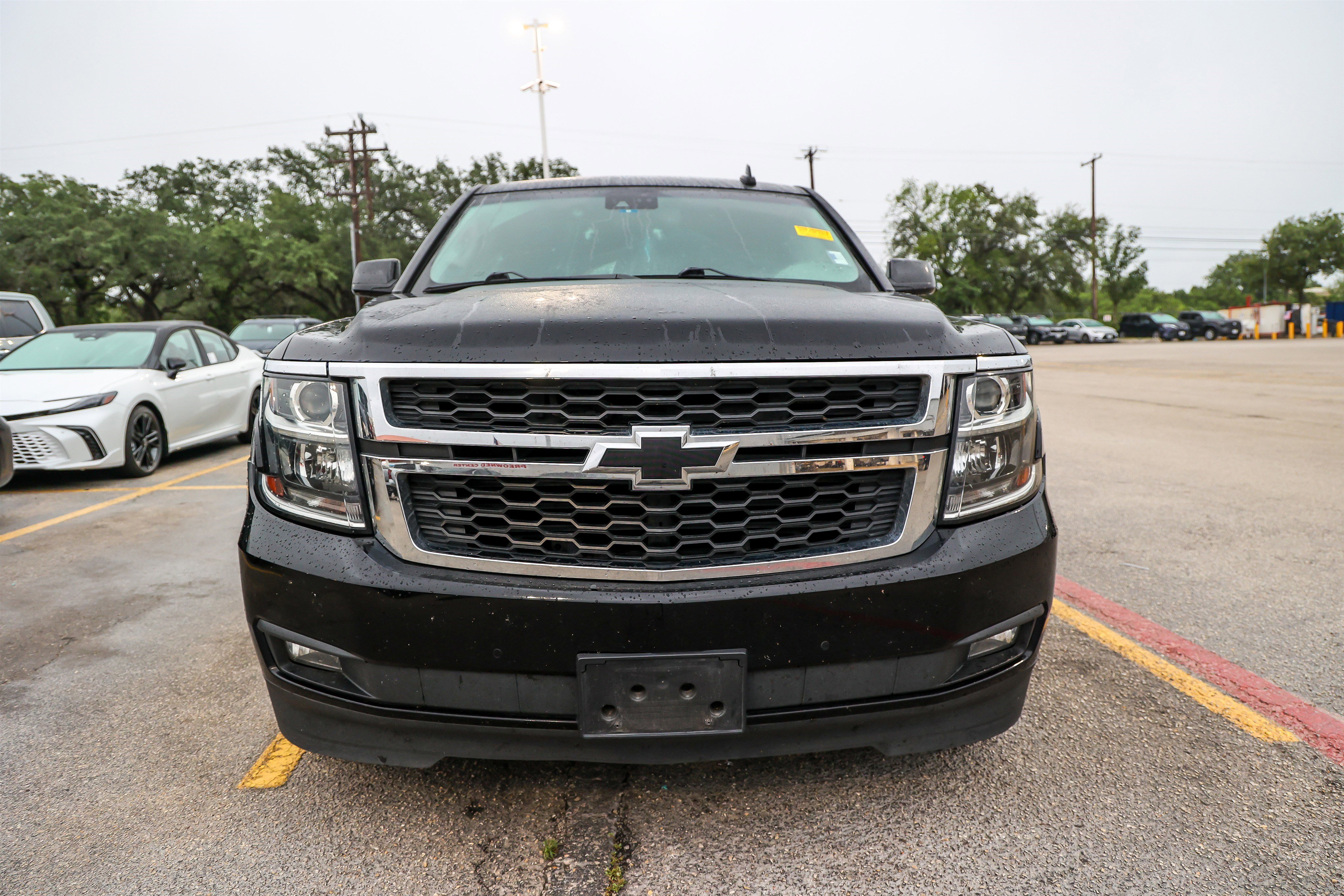 Used 2020 Chevrolet Suburban LT AWD/4WD image 4