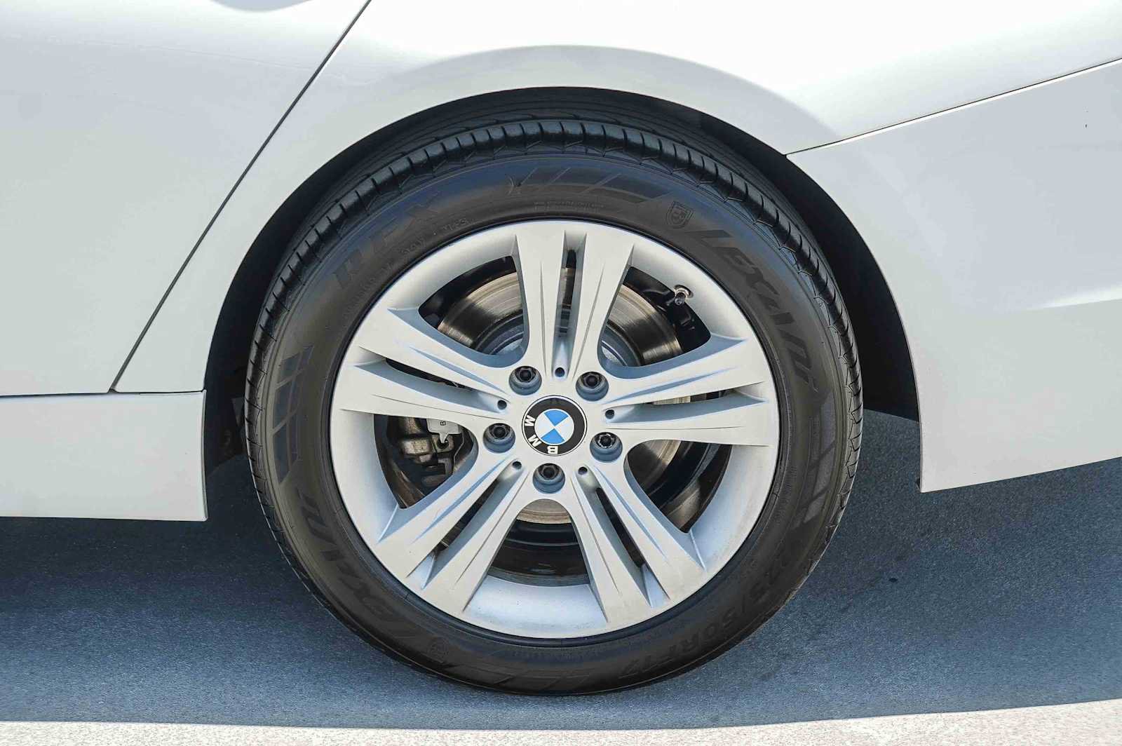Used 2016 BMW 328i Sedan RWD image 12
