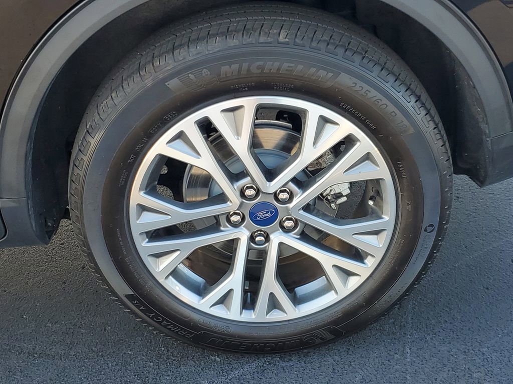 Certified 2022 Ford Escape SEL image 5