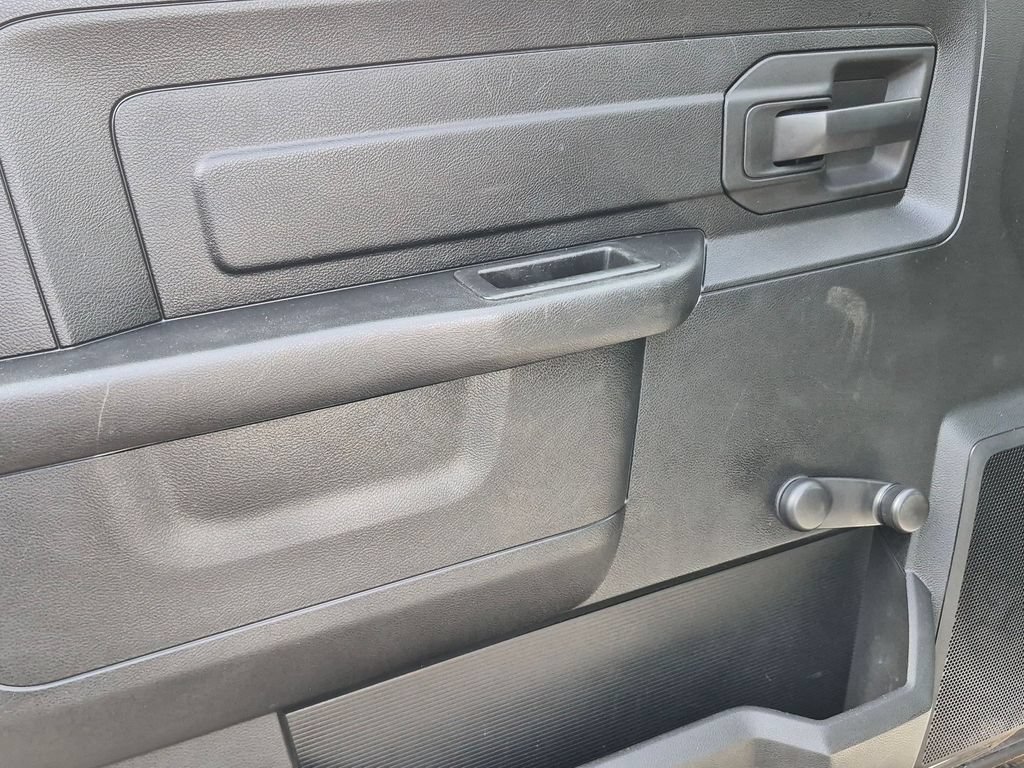 Used 2020 RAM 1500 Tradesman RWD image 12