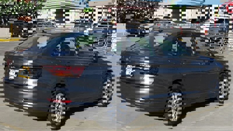 Used 2019 Volkswagen Jetta S w/ Driver Assistance Package FWD image 7