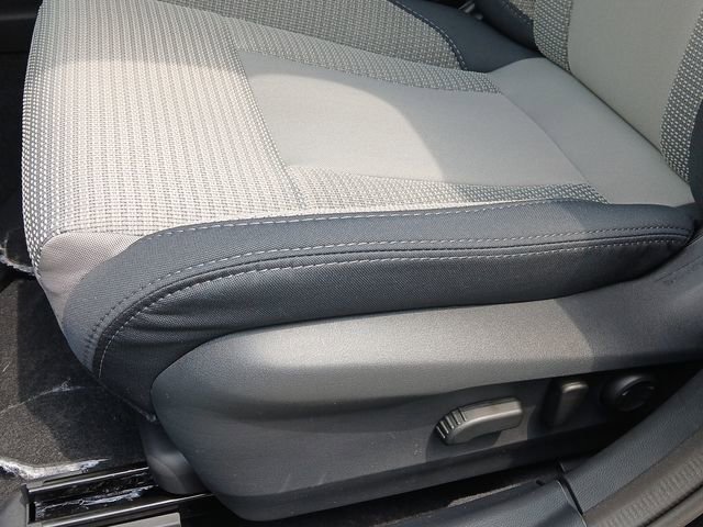 Used 2025 Subaru Outback Premium image 18