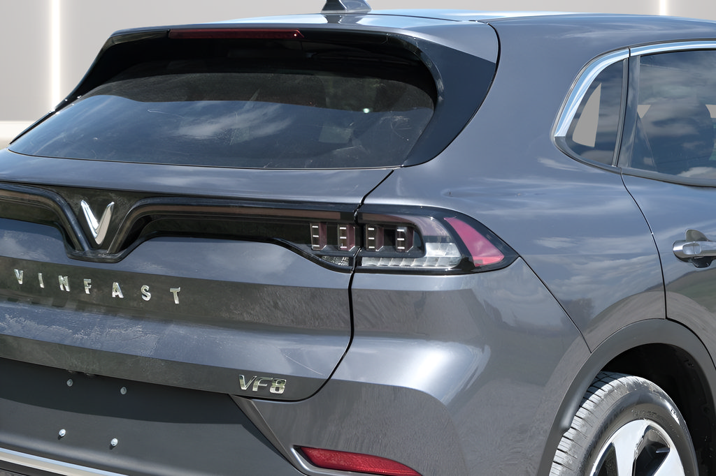 New 2025 VinFast VF 8 Eco AWD/4WD image 29