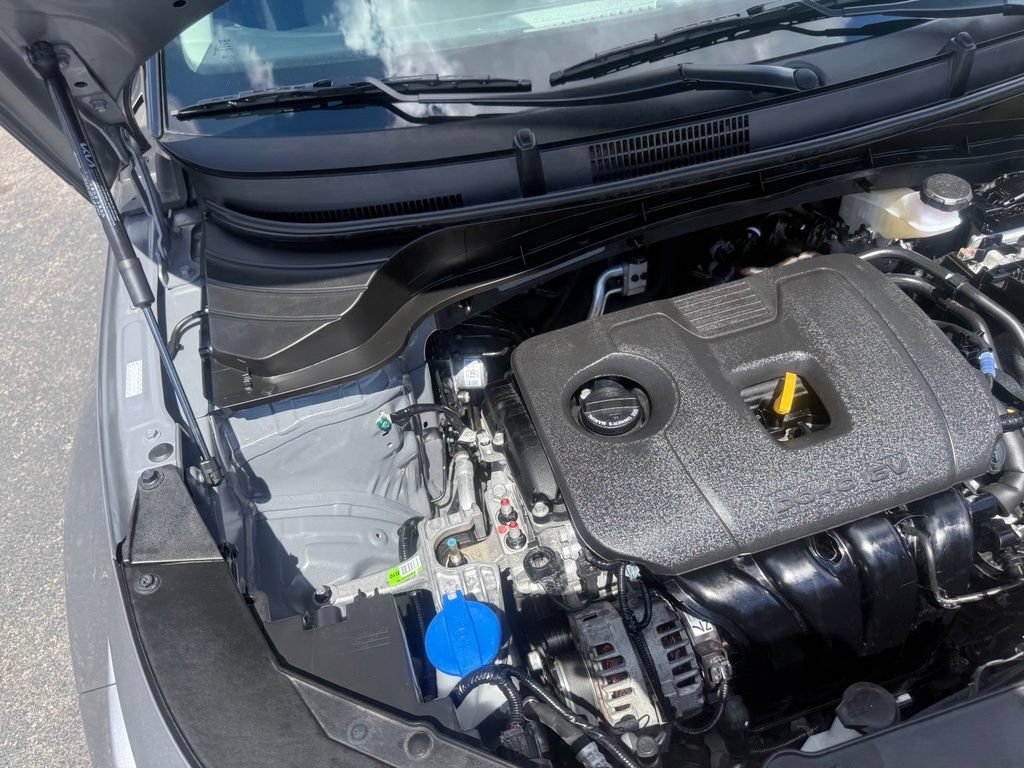 Used 2025 Kia Soul LX w/ LX Technology Package FWD image 53