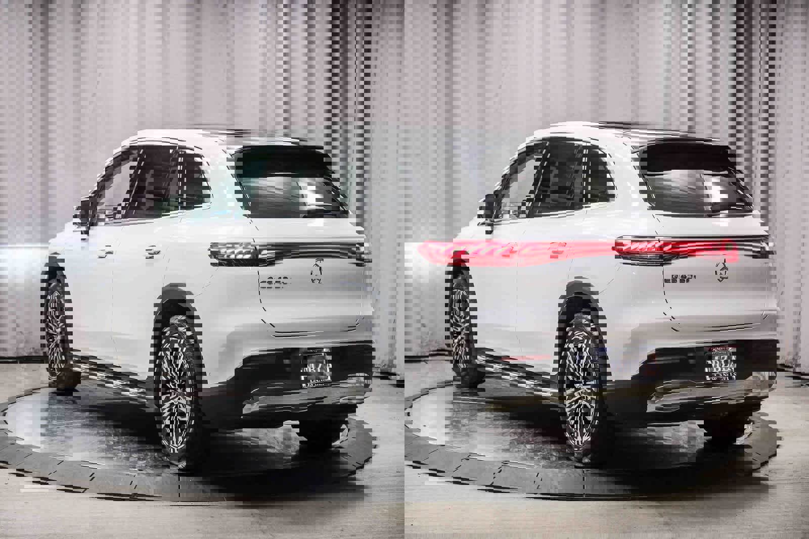 Certified 2023 Mercedes-Benz EQS 450+ SUV image 2